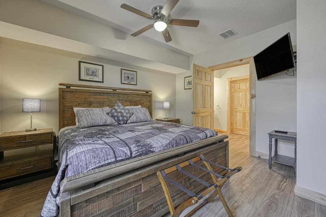 Photo of Bedroom in McHenry