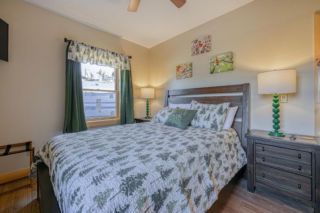 Photo of Bedroom in McHenry