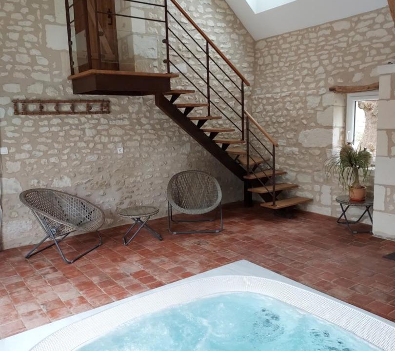 Photo of Others in Lemere