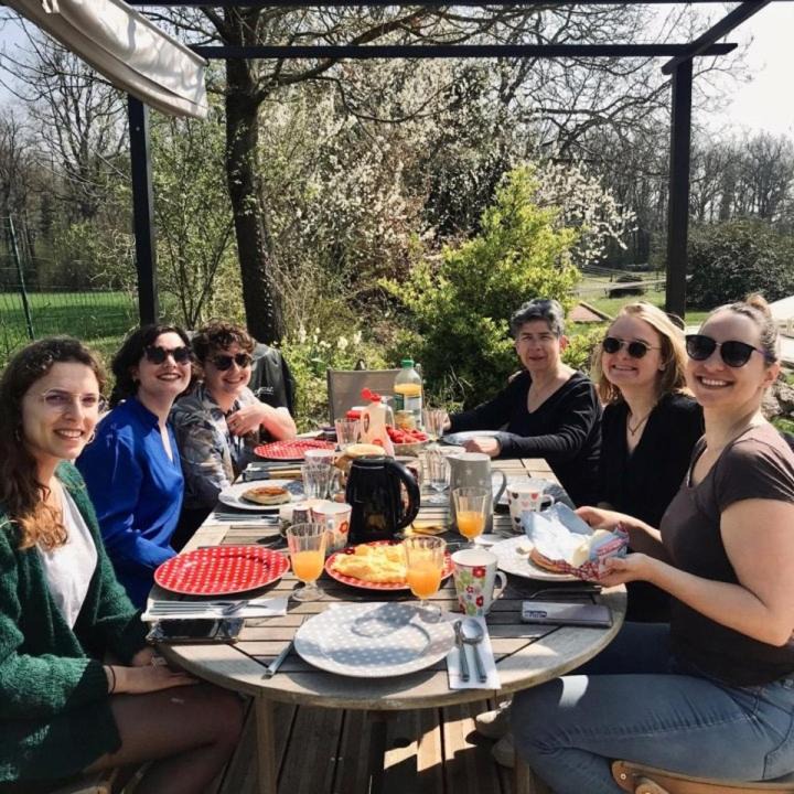 Photo of Others in Lemere