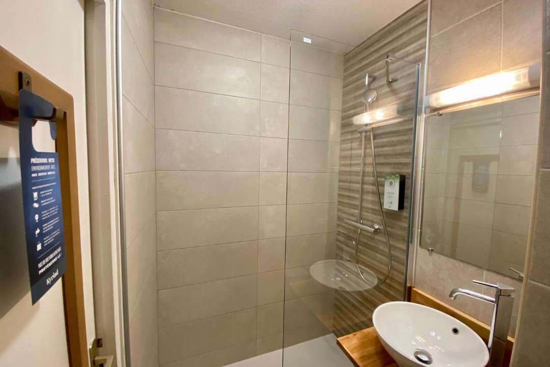 Photo of Bathroom in Chalon-sur-Saone