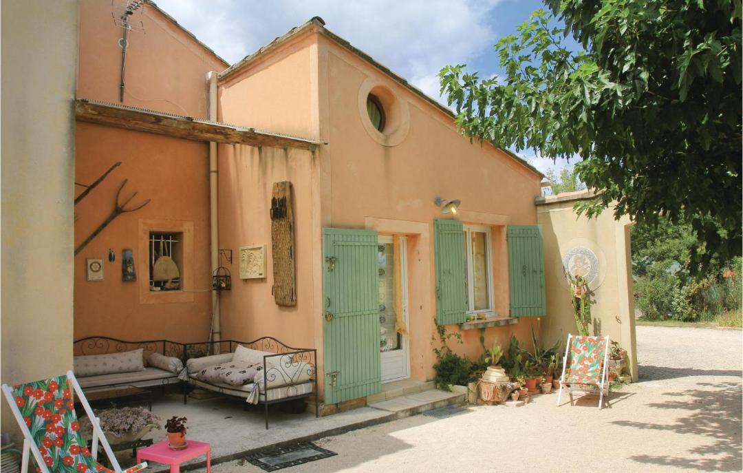 Photo of Others in Caderousse