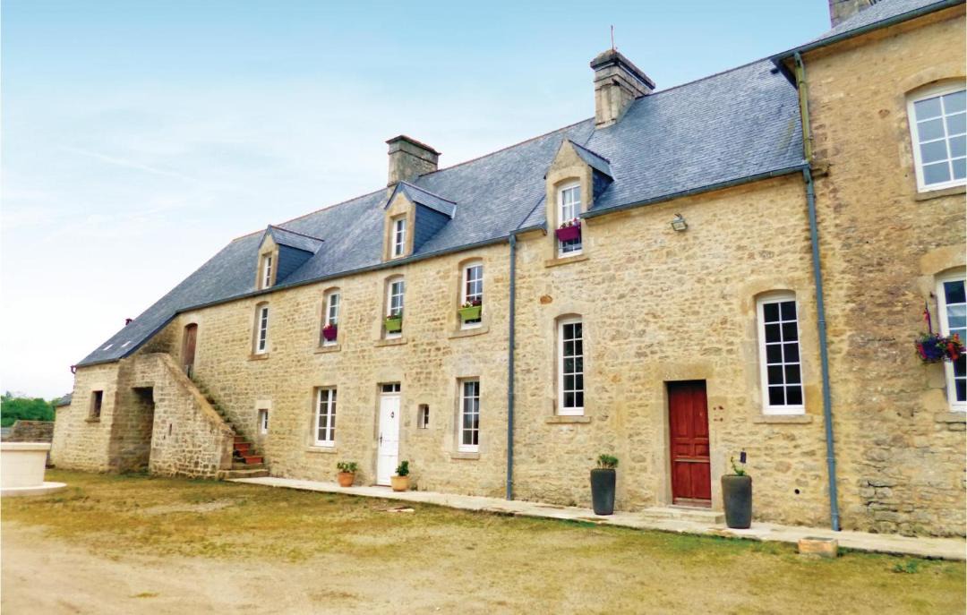 Photo of Others in Valognes