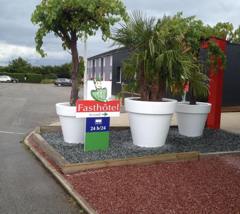 Photo of Others in Laval