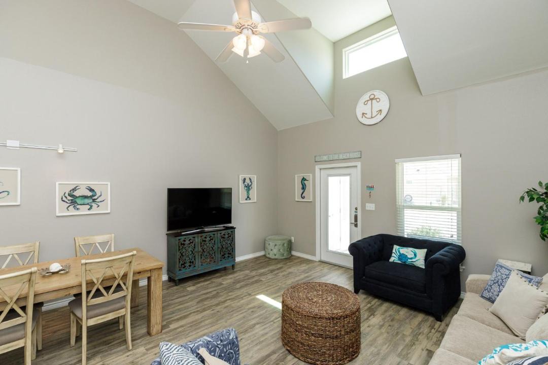Photo of Livingroom in Corpus Christi