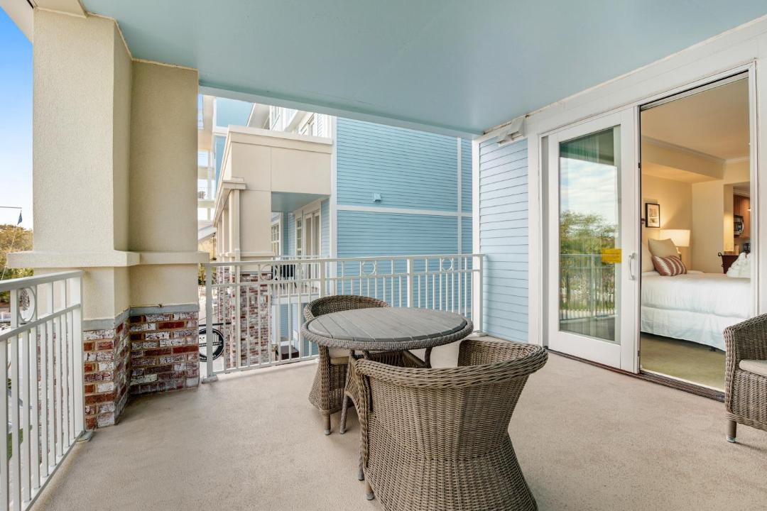 Photo of Livingroom in Isle of Palms