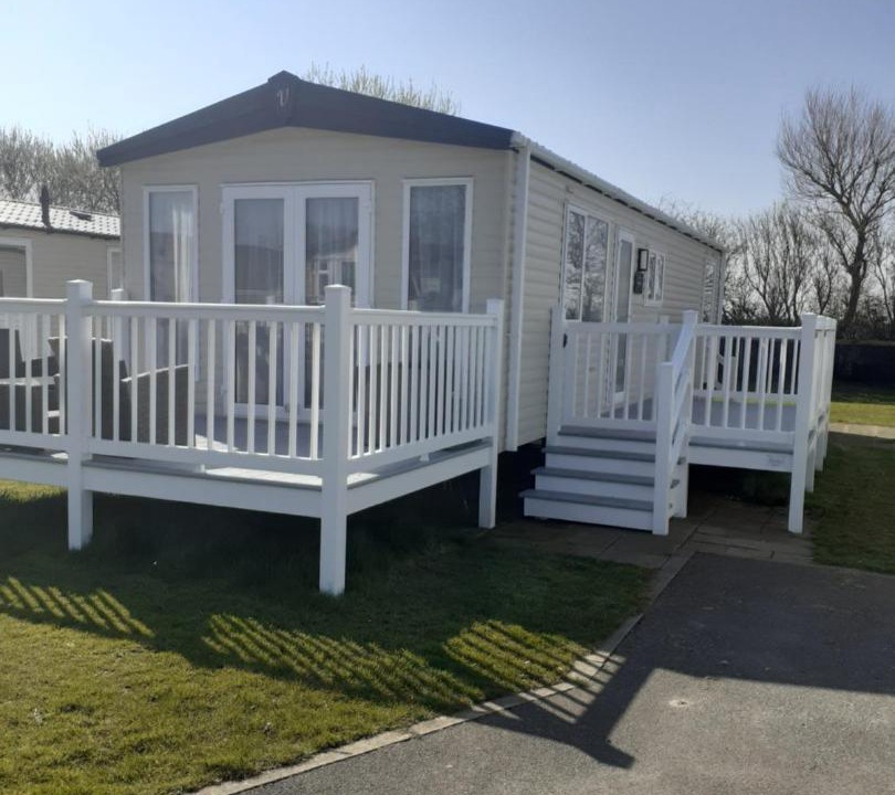 Photo of Buildings in Mappleton