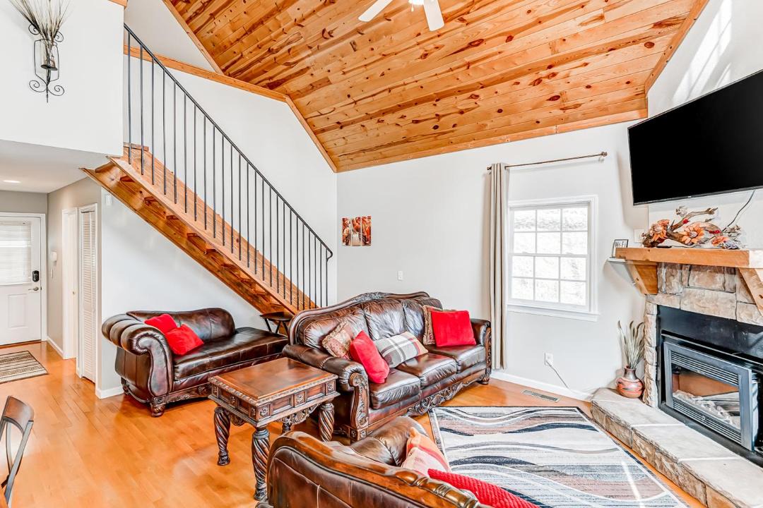 Photo of Livingroom in Helen