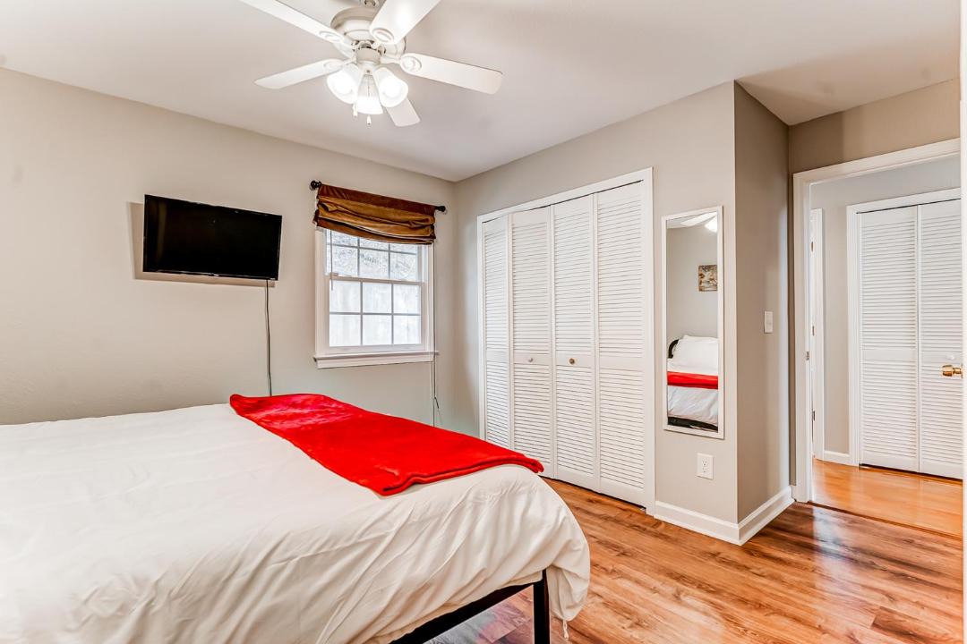 Photo of Bedroom in Helen