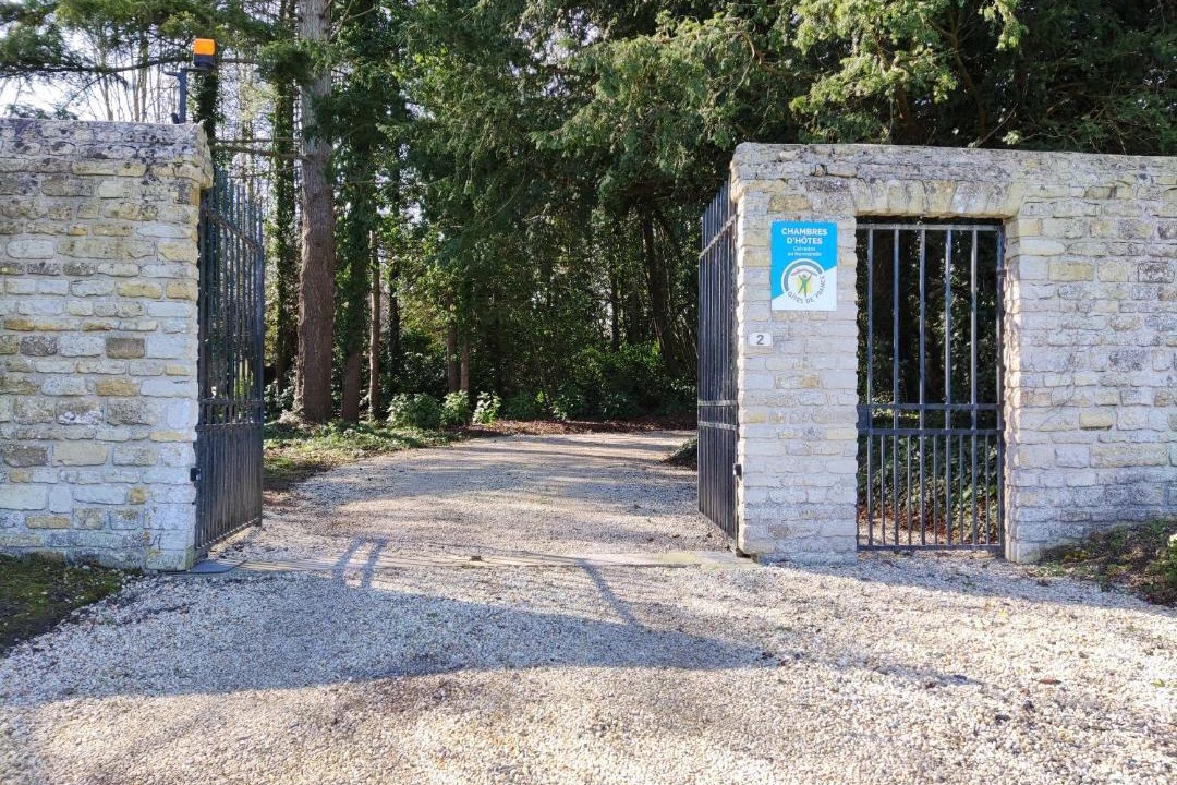 Photo of Others in Lingevres