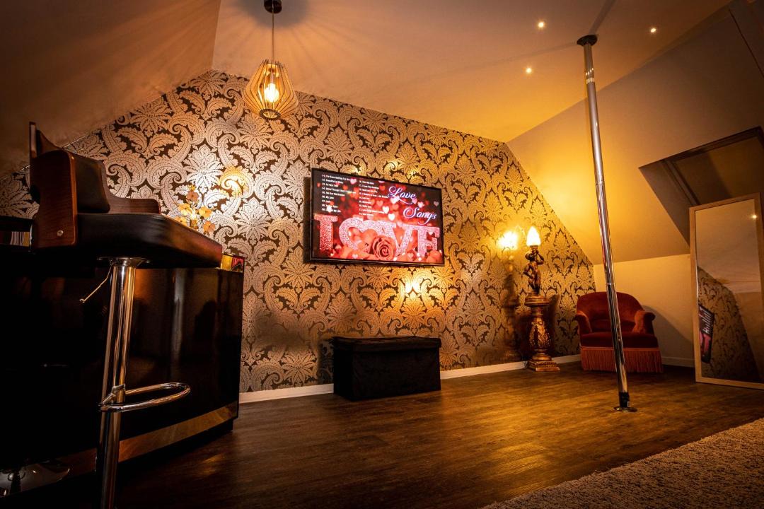 Photo of Others in Trevron