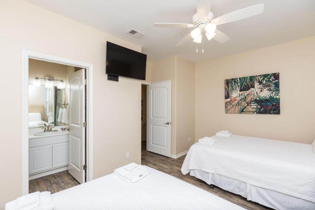 Photo of Bedroom in Corpus Christi