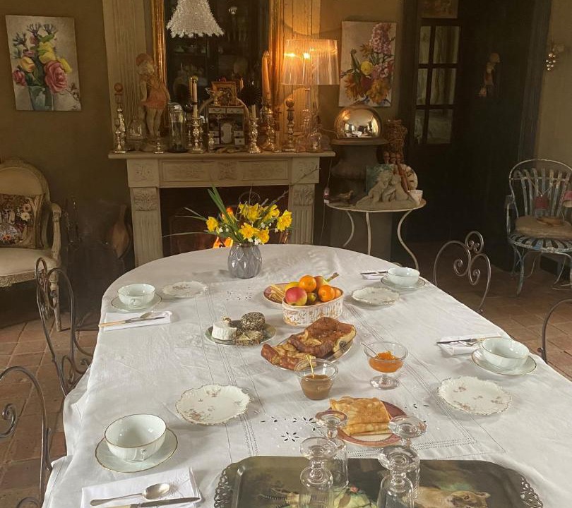 Photo of Others in Quintin