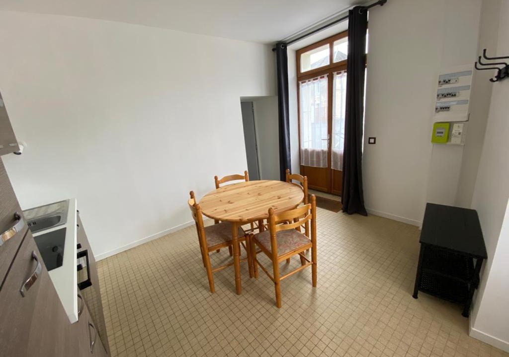 Photo of Livingroom in Savigne-sur-Lathan