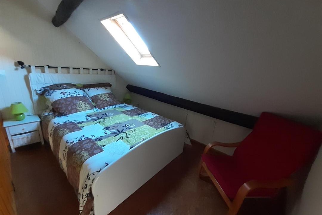 Photo of Bedroom in Chatel-Montagne