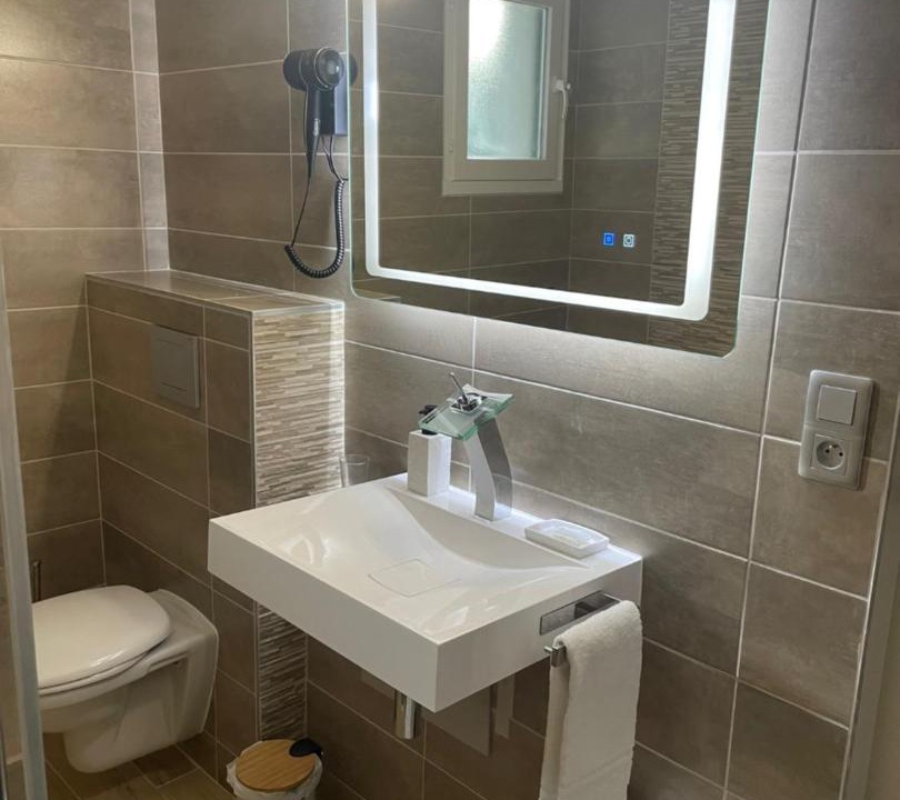 Photo of Bathroom in Saint-Andre-les-Vergers