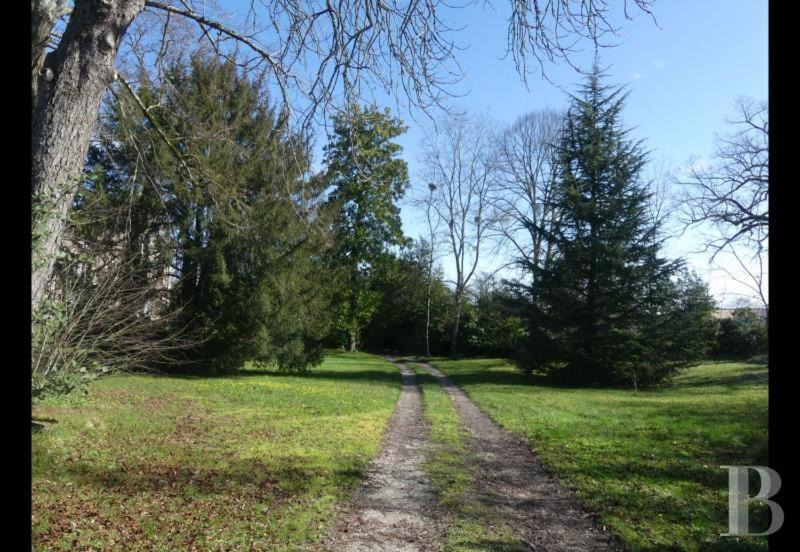 Photo of Others in Bazas