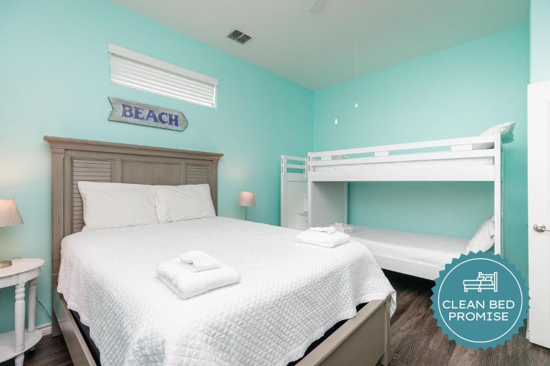 Photo of Bedroom in Corpus Christi