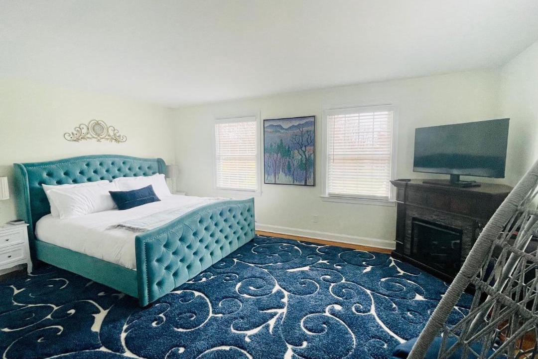 Photo of Bedroom in Madison Center