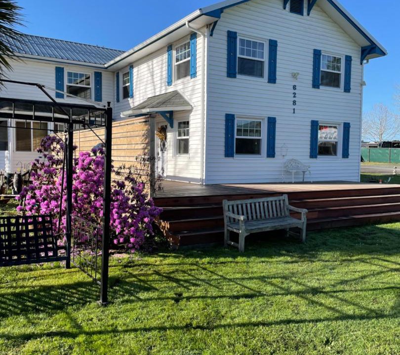 Photo of Others in Sweet Home