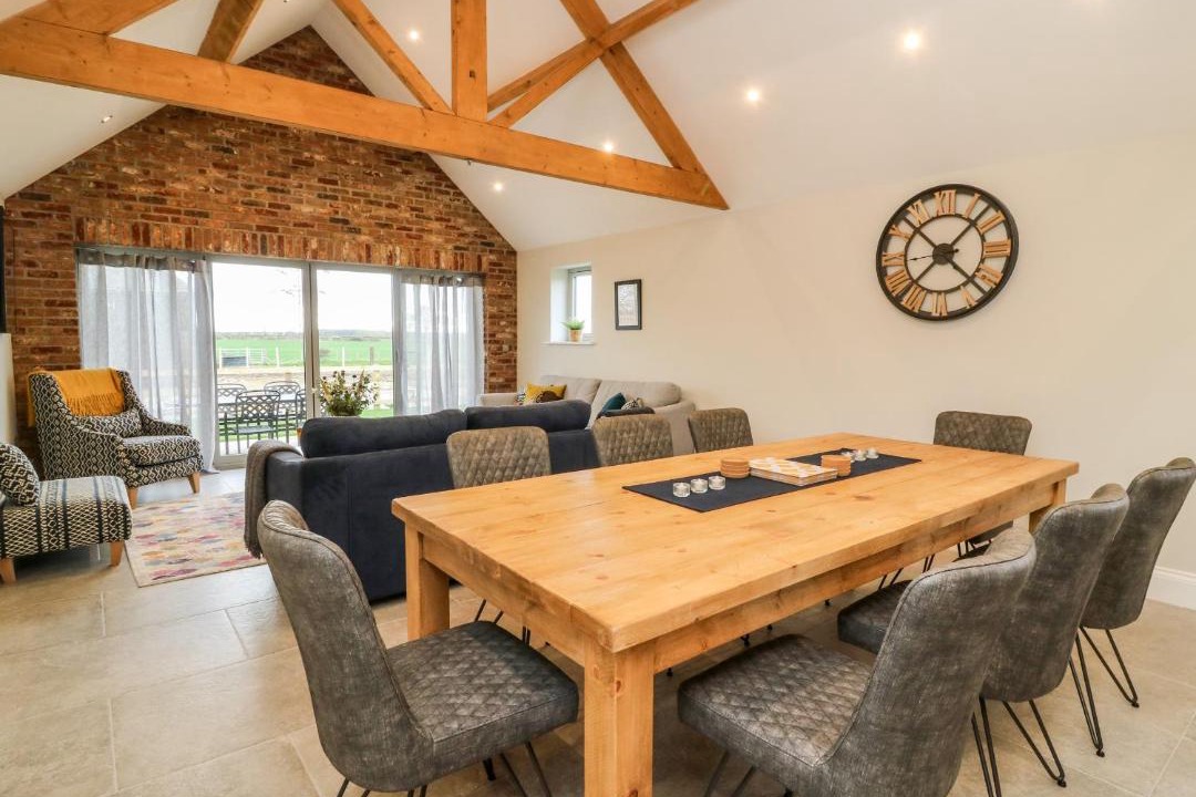 Photo of Others in Low Catton