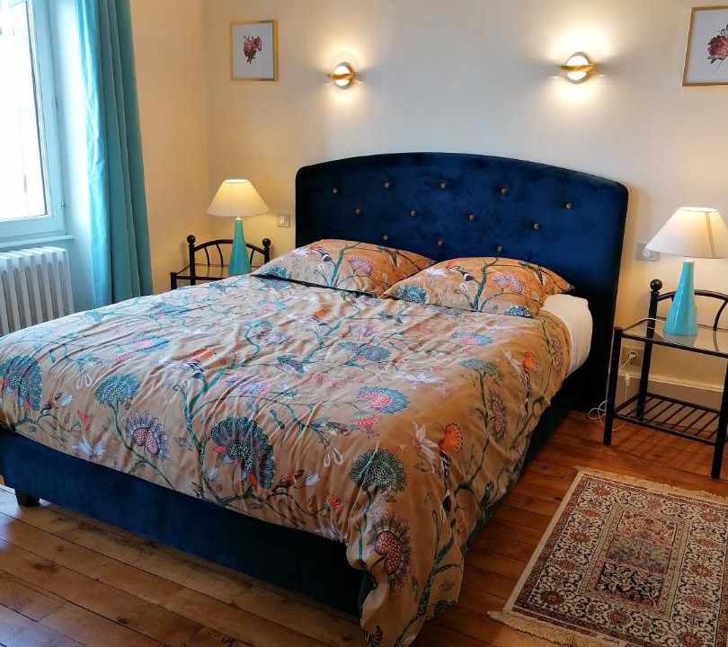 Photo of Bedroom in Lapalisse