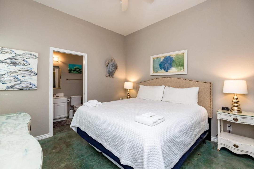 Photo of Bedroom in Corpus Christi