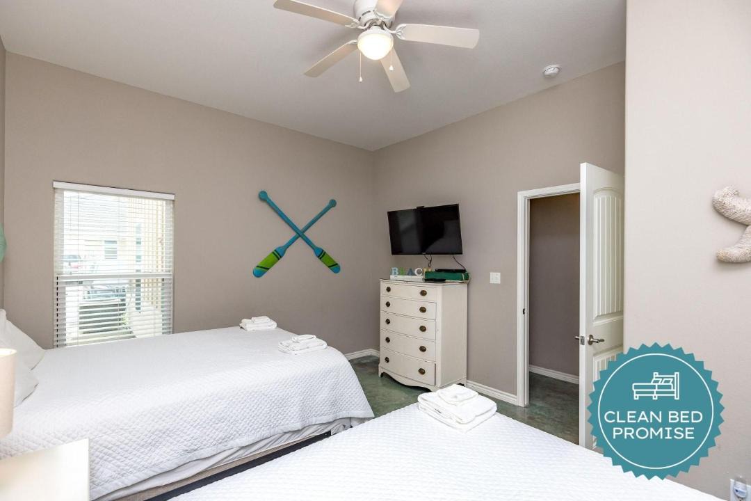 Photo of Bedroom in Corpus Christi