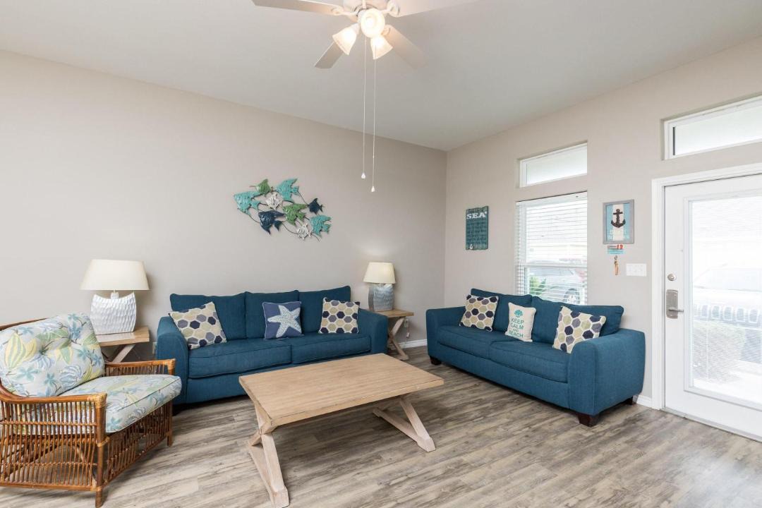 Photo of Livingroom in Corpus Christi