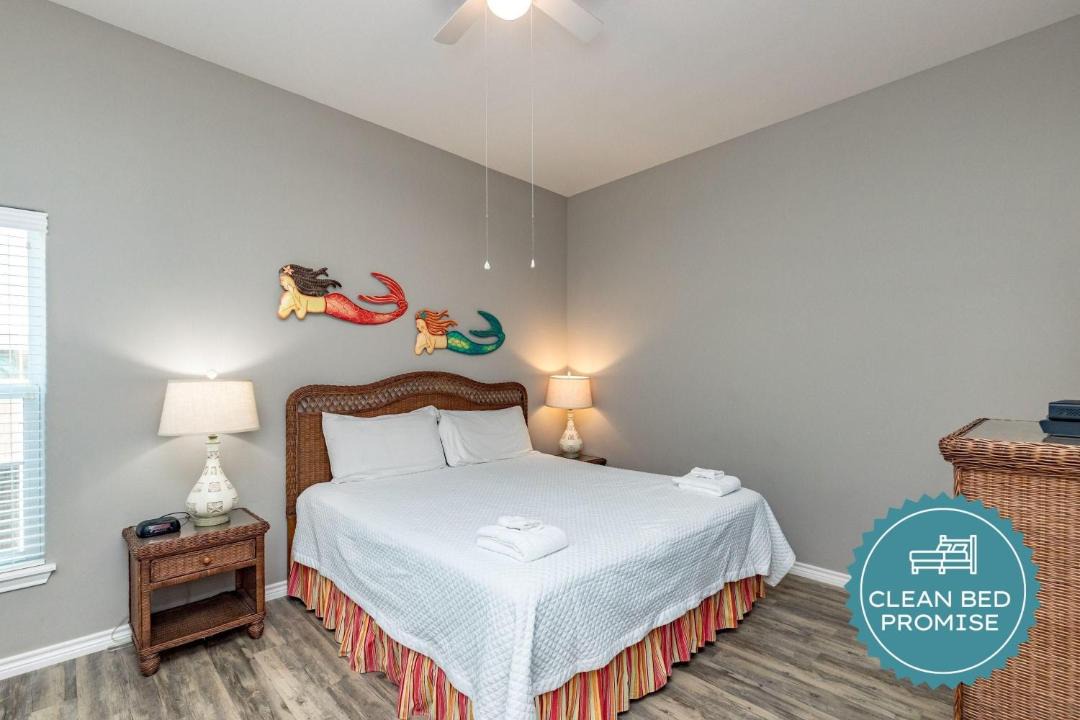 Photo of Bedroom in Corpus Christi