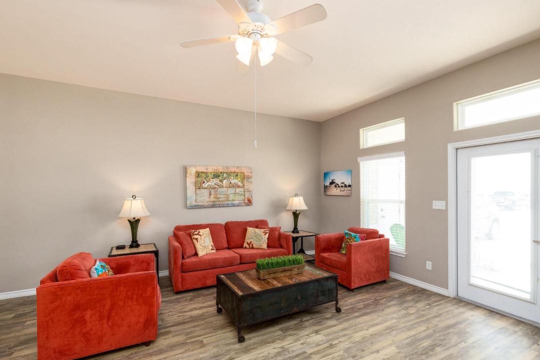 Photo of Livingroom in Corpus Christi
