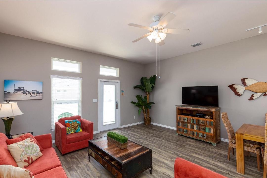 Photo of Livingroom in Corpus Christi
