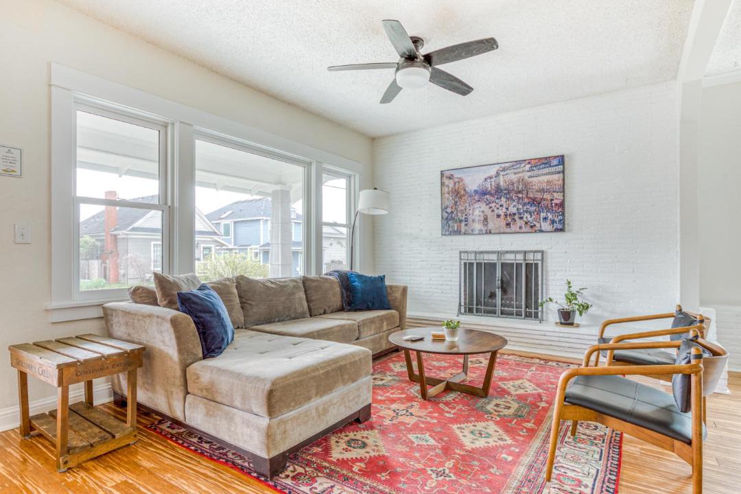 Photo of Others in Montavilla