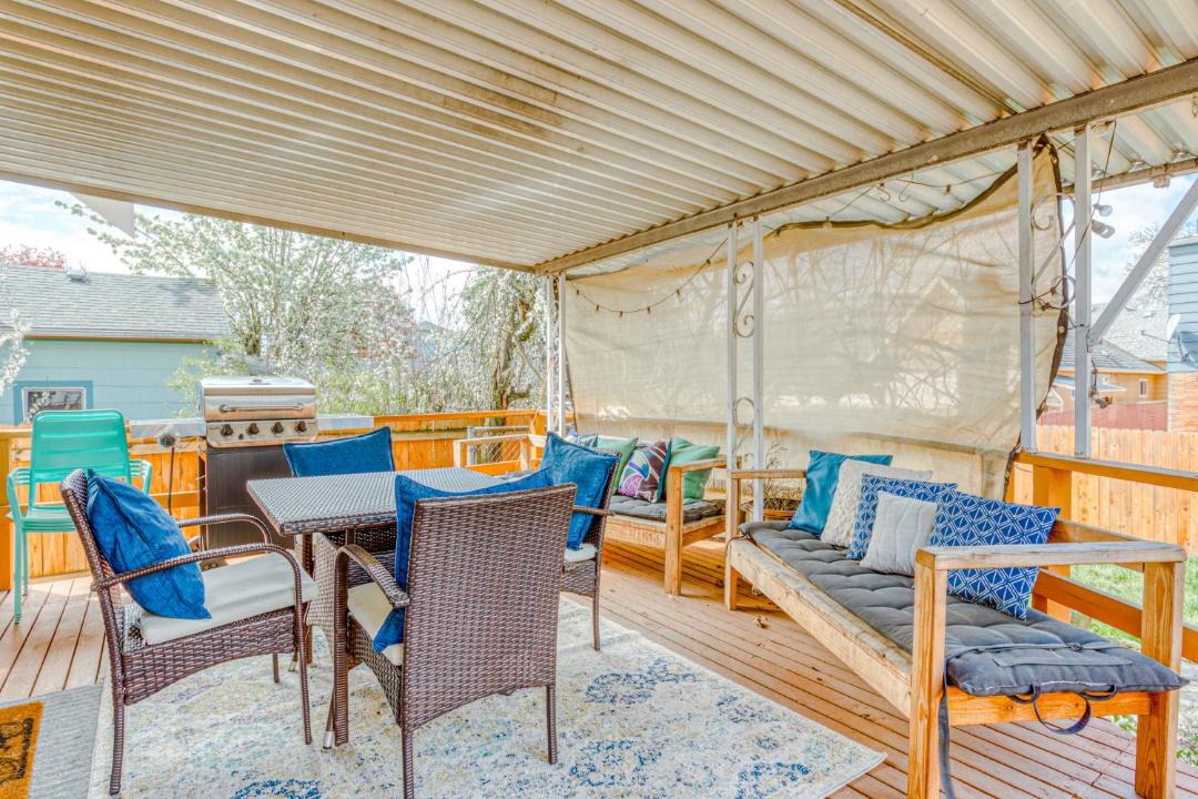 Photo of Others in Montavilla