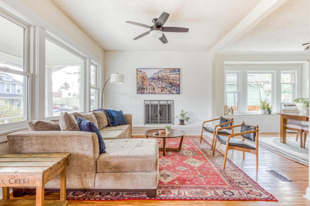 Photo of Others in Montavilla