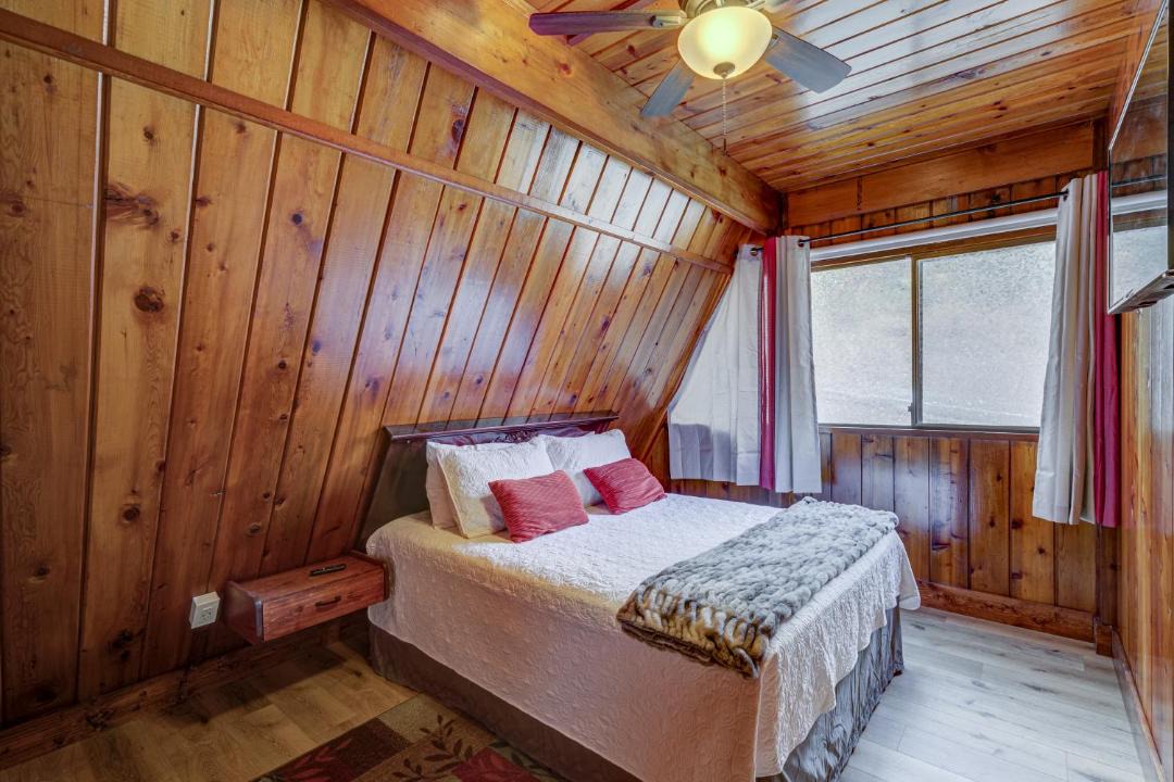 Photo of Bedroom in Tate