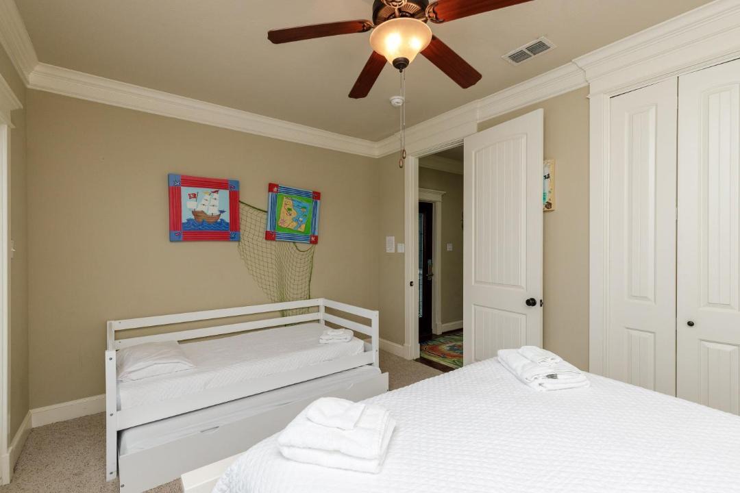Photo of Bedroom in Corpus Christi