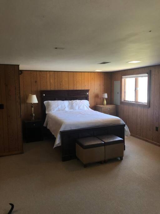 Photo of Bedroom in Beattyville