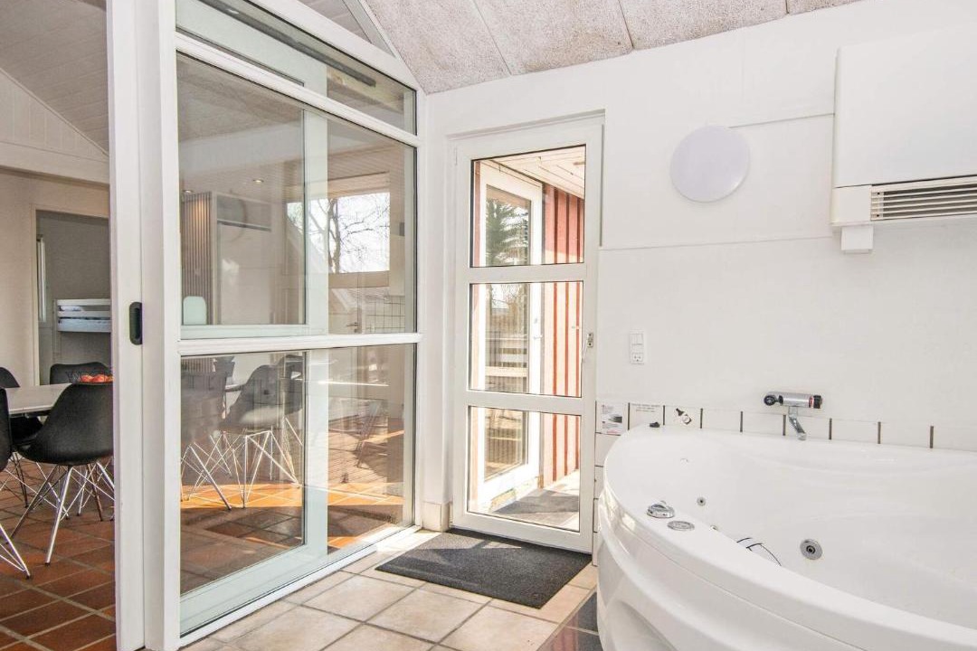 Photo of Bathroom in Pøt Strandby