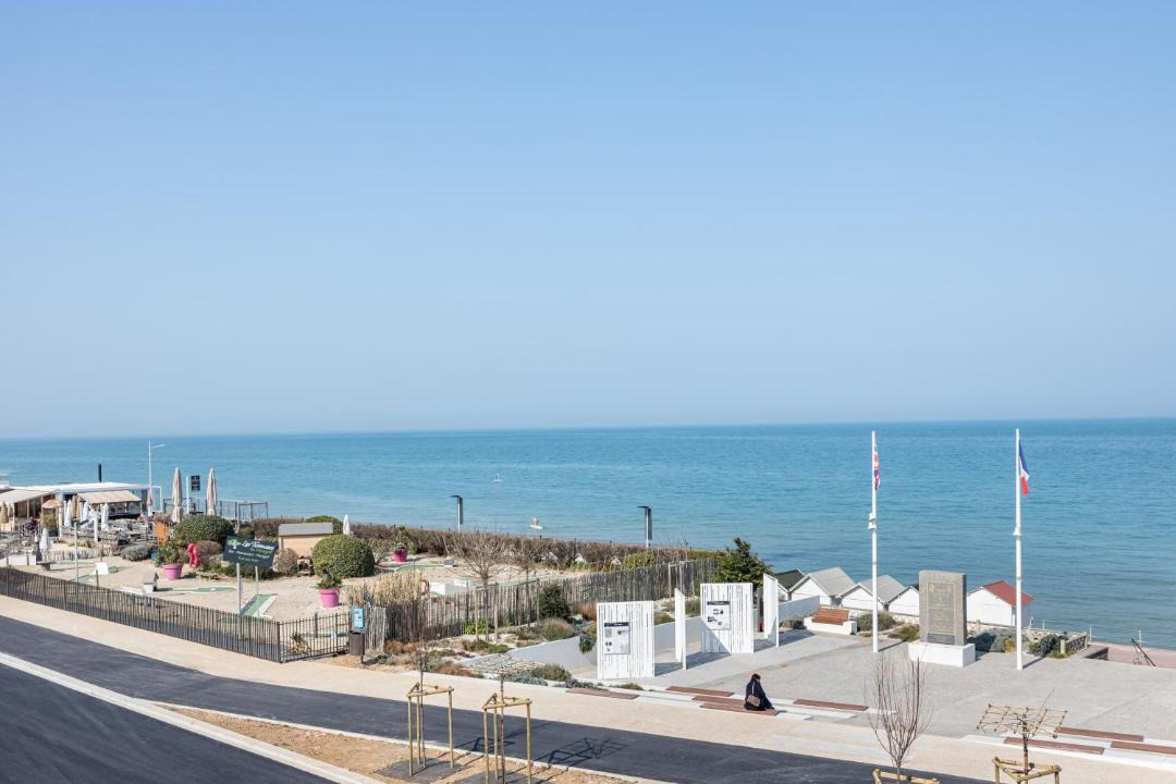 Photo of Others in Luc-sur-Mer