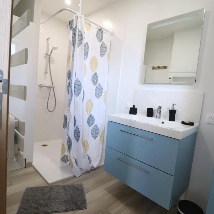 Photo of Others in Verton