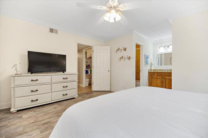 Photo of Bedroom in Saint Simons Heights