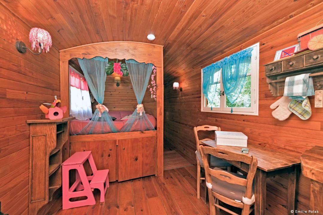 Photo of Others in Dury