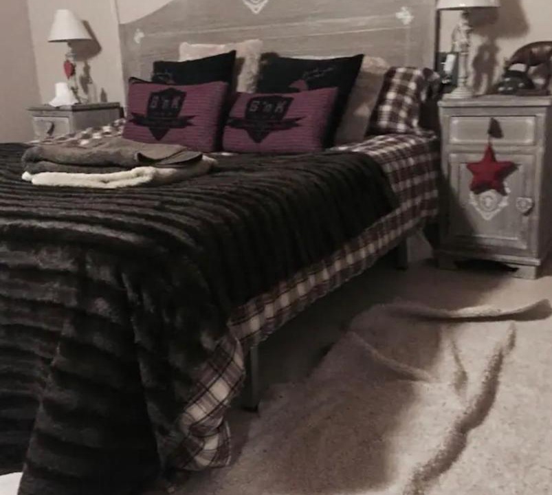 Photo of Bedroom in Das