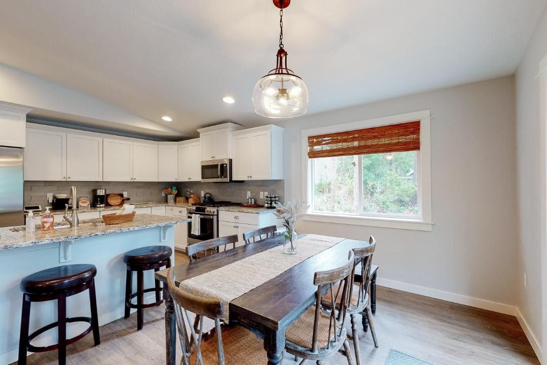 Photo of Kitchen in Manzanita