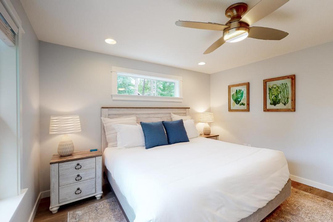 Photo of Bedroom in Manzanita