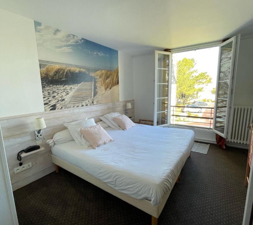 Photo of Bedroom in Merville-Franceville-Plage