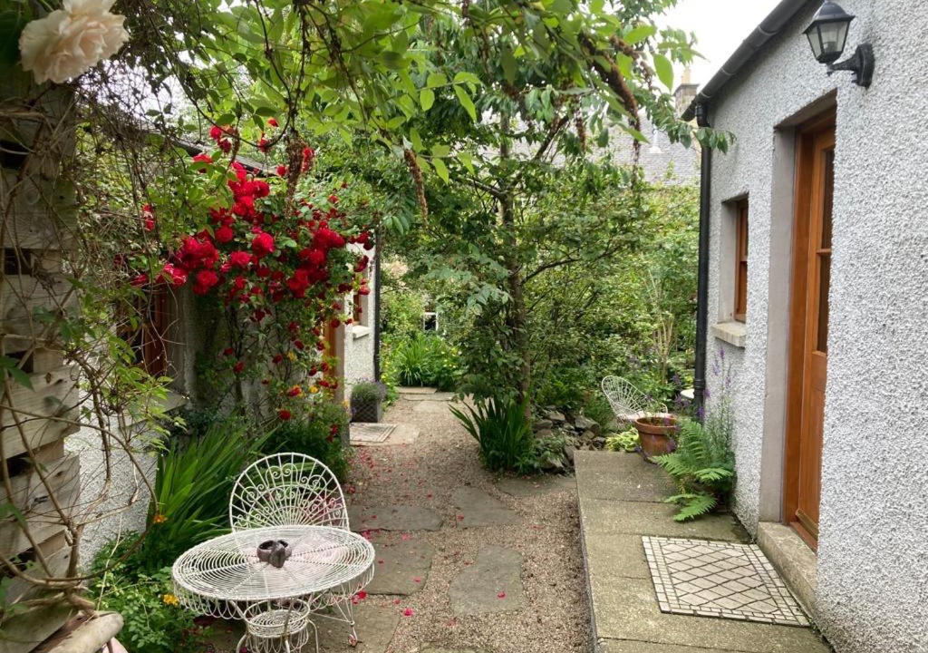 Photo of Others in Banff