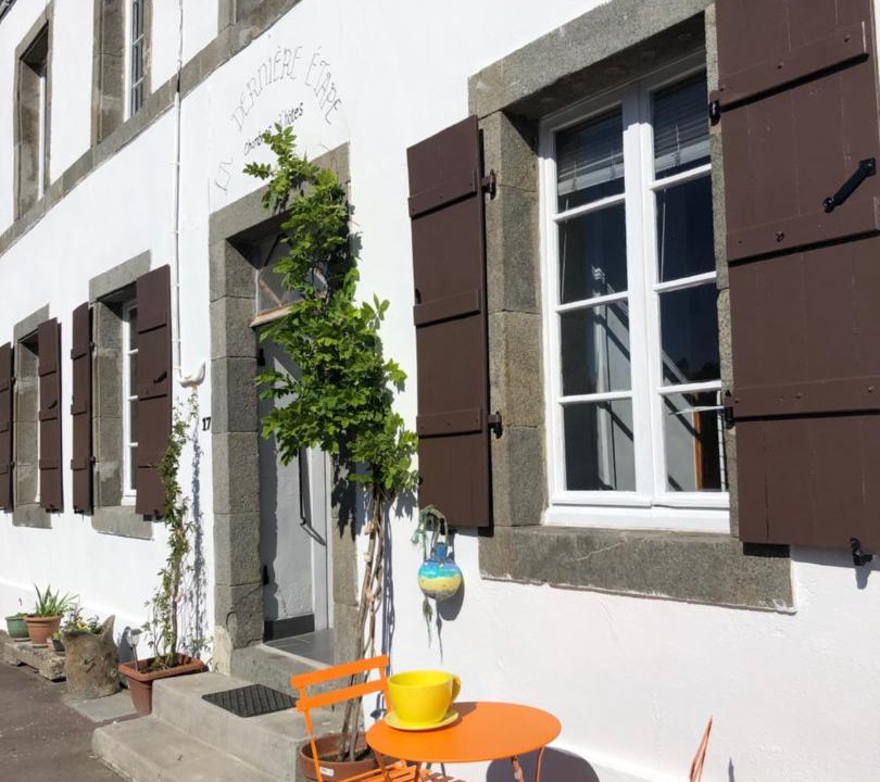 Photo of Others in Port-Launay