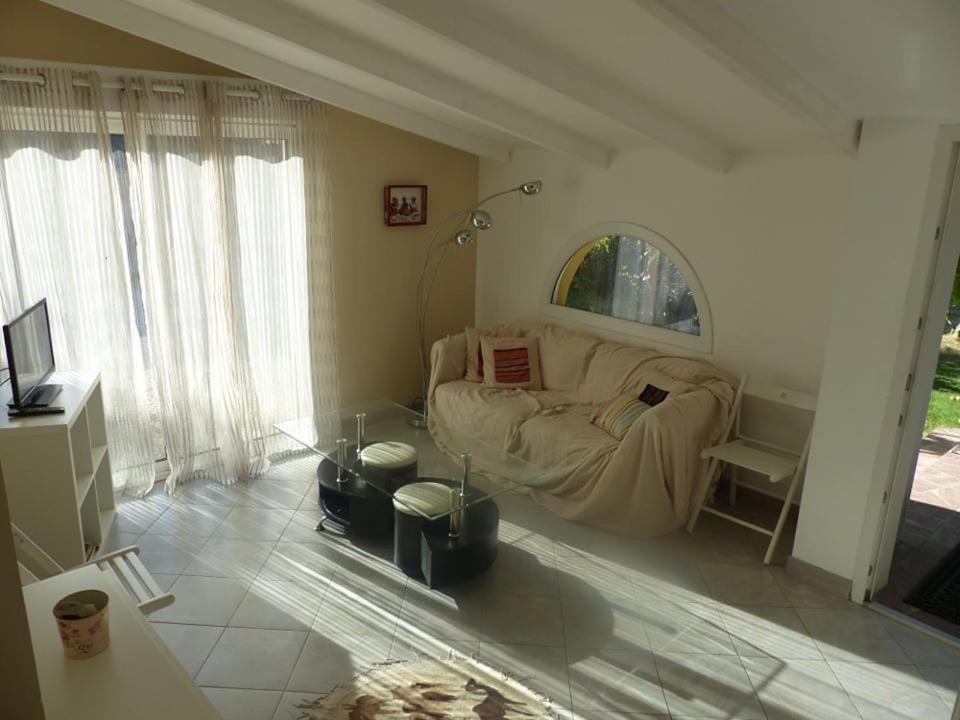Photo of Livingroom in Restinclieres